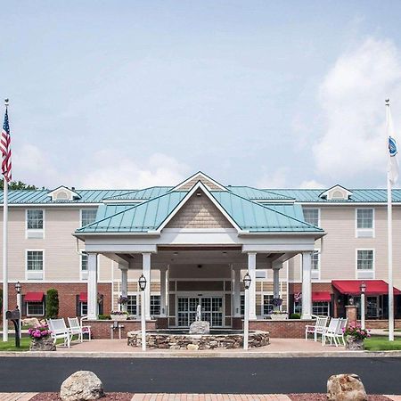 Comfort Inn & Suites Sturbridge-Brimfield Extérieur photo