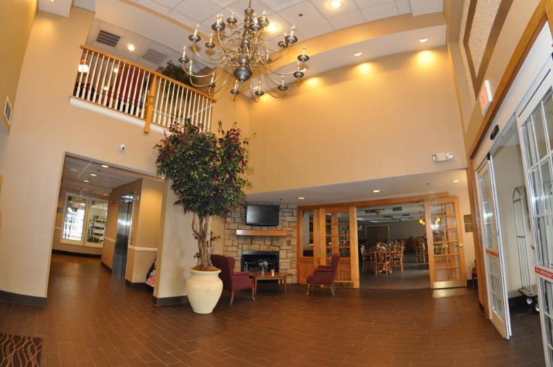 Comfort Inn & Suites Sturbridge-Brimfield Extérieur photo